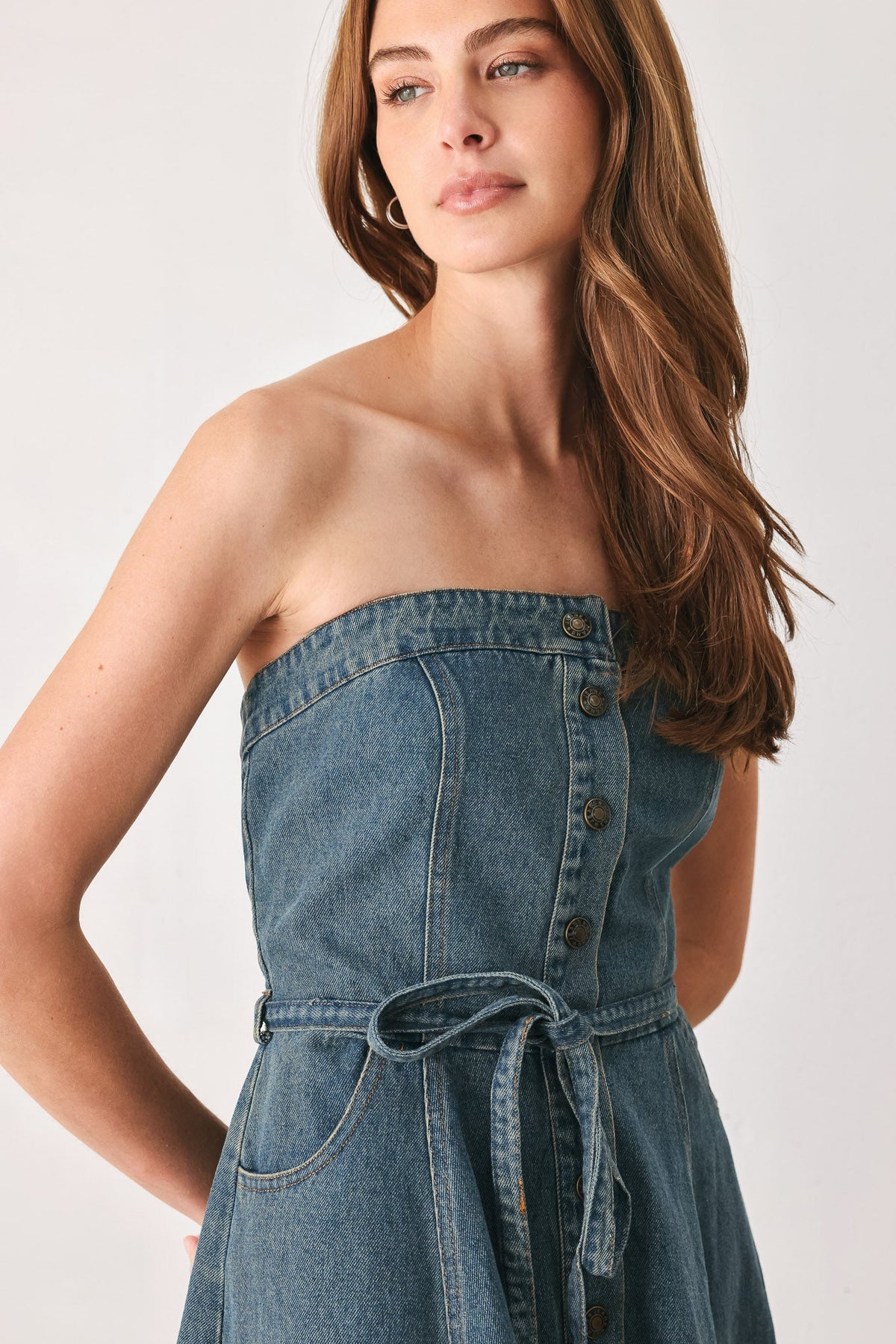 MIDNIGHT VOLUME DENIM MIDI DRESS