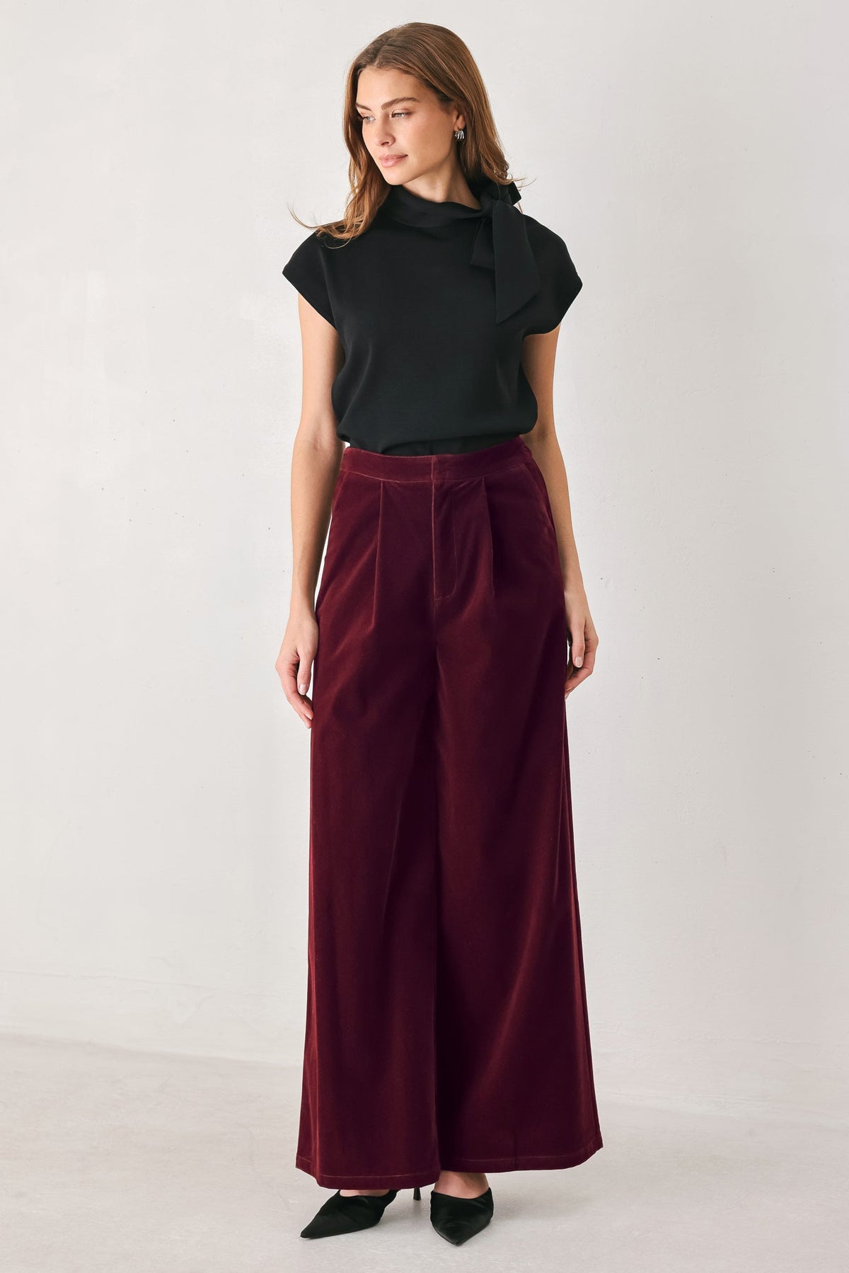 COY CHARM VELVET PANTS