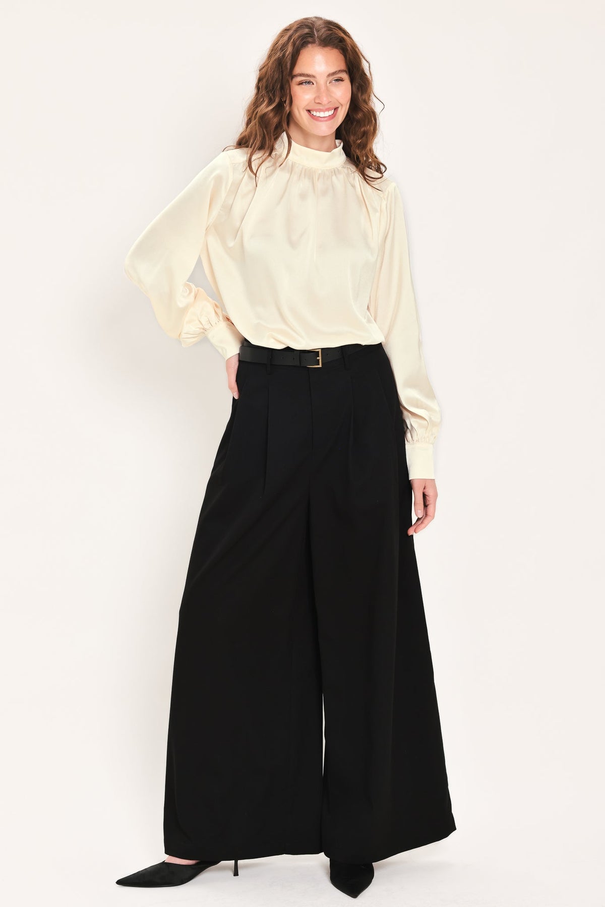 City Cinch Belted Wide Leg Pants